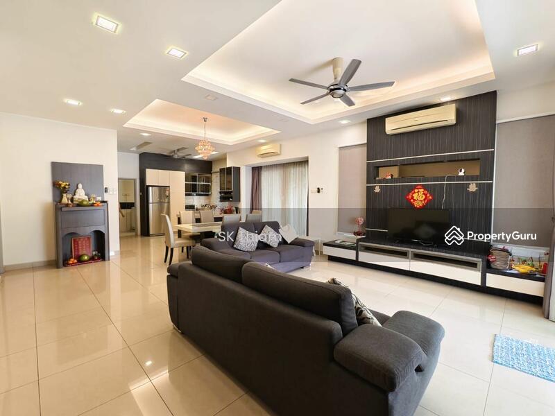 For Sale - Semi-Detached House at Kemuning Utama Palma