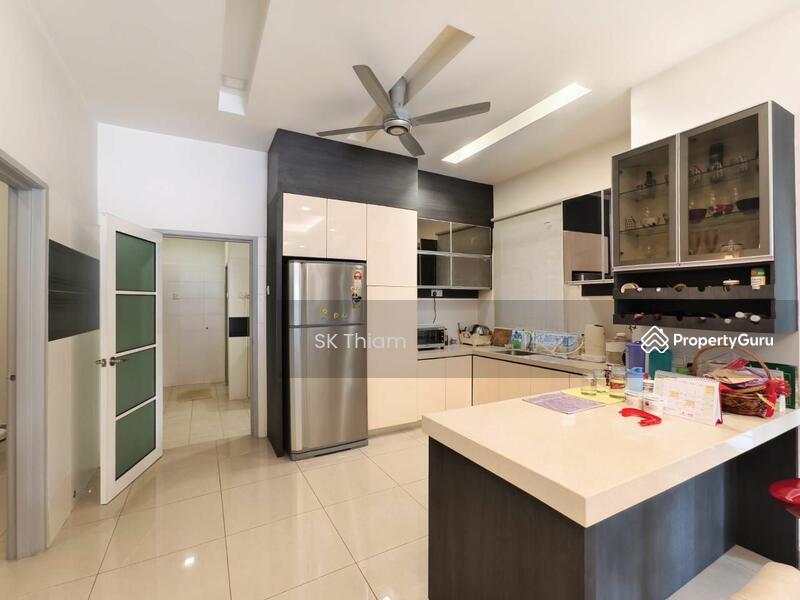 For Sale - Semi-Detached House at Kemuning Utama Palma