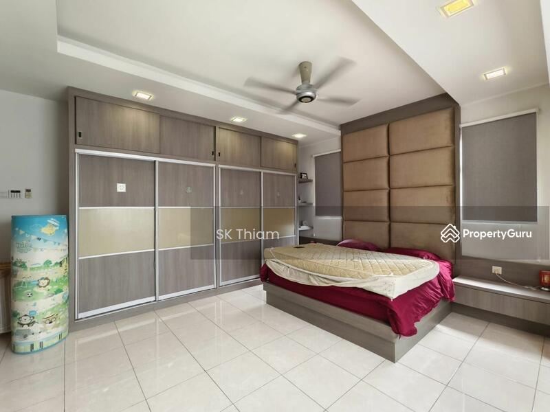For Sale - Semi-Detached House at Kemuning Utama Palma