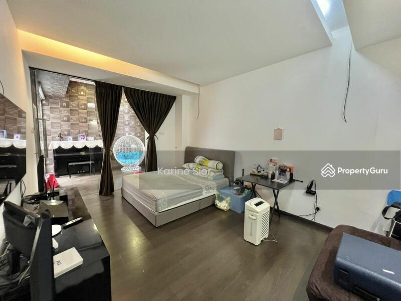 For Sale - SETIA TROPIKA, Caranday Park 2-Storey Cluster Endlot