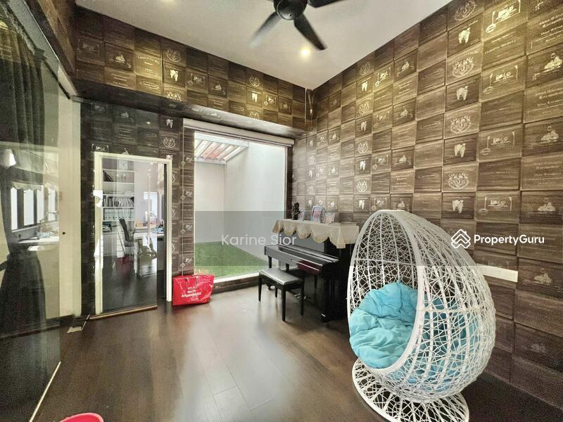 For Sale - SETIA TROPIKA, Caranday Park 2-Storey Cluster Endlot