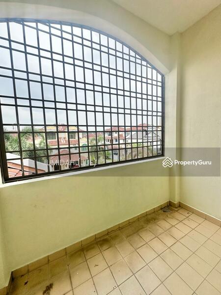  2.5 Storey Terrace Taman Warisan Indah Kota Warisan Sepang