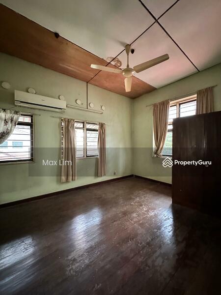 For Rent - 2 Adjoined Double Storey Semi Detached @ Persiaran Gurney