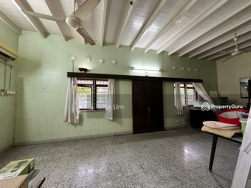 For Rent - 2 Adjoined Double Storey Semi Detached @ Persiaran Gurney