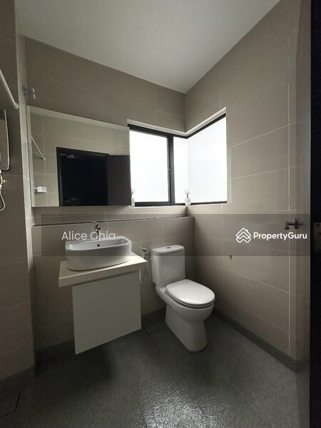 For Rent - 2-storey Terrace House at Horizon Hills