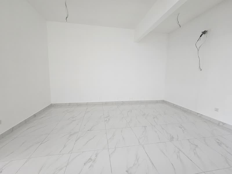 For Sale - 7 Unit Rumah Teres 3 Tingkat, Jalan Selesaria 1