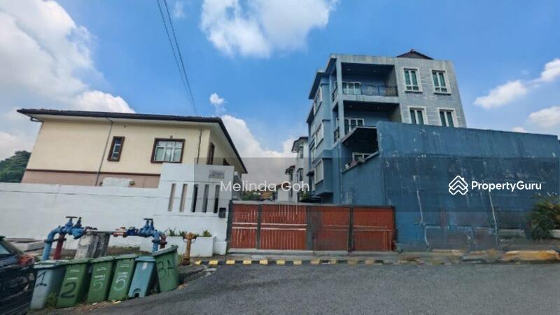 For Sale - 4 Storey Link Bungalow Laman Ledang