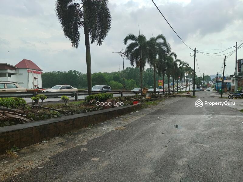 Untuk Disewa - Jalan Tebrau