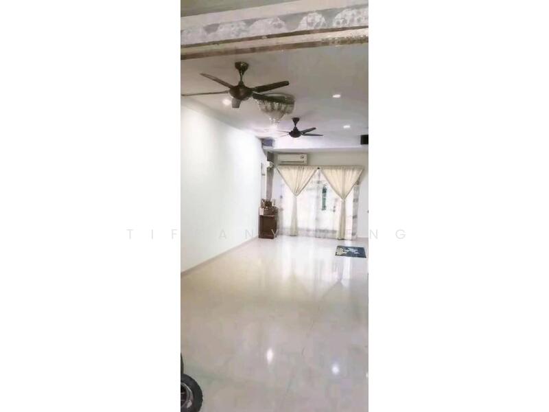 Untuk Dijual - 1 sty - RENOVATED @ Taman Selaseh, Batu Caves, Taman Selasih