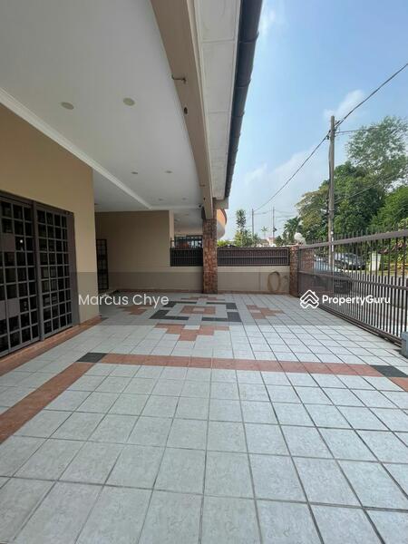 Taman Selayang Utama untuk Untuk Dijual - RM 2,500,000, Feb 2026 - PropertyGuru.com.my