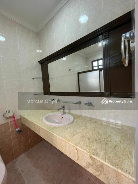 Taman Selayang Utama untuk Untuk Dijual - RM 2,500,000, Feb 2026 - PropertyGuru.com.my