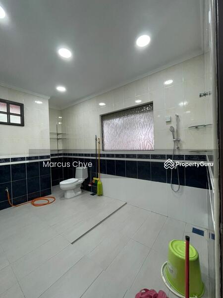 Taman Selayang Utama untuk Untuk Dijual - RM 2,500,000, Feb 2026 - PropertyGuru.com.my