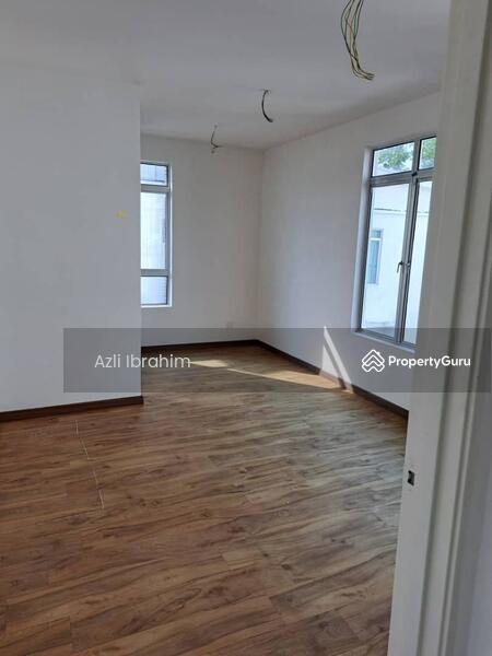 For Sale - Taman Laman Puteri Sikamat