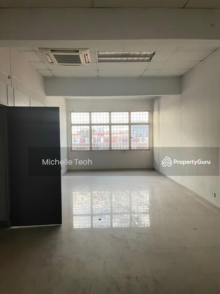 For Rent - Lestari Perdana, Seri Kembangan, Selangor 2 Storey Shoplot For Rent