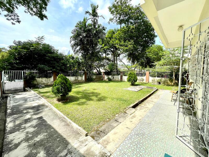 For Sale - Semi D Double Storey Taman Lucky Garden Bangsar Baru Kl