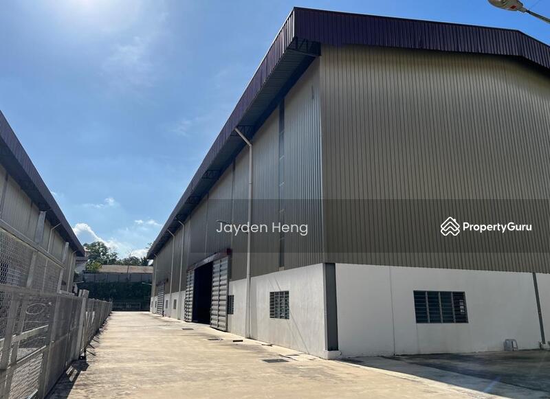 For Rent - Kampung Subang Baru