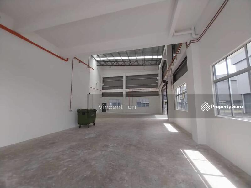For Rent - (built up 6500 sqft) Brand new 3 Storey Semi Detached Factory in xme business park,nilai