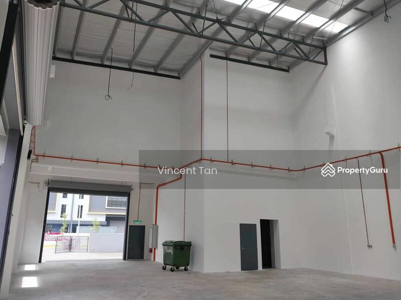 For Rent - (built up 6500 sqft) Brand new 3 Storey Semi Detached Factory in xme business park,nilai