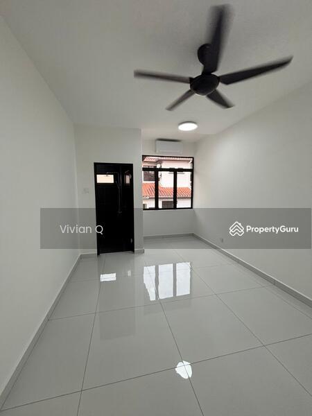 For Rent - Palmwood