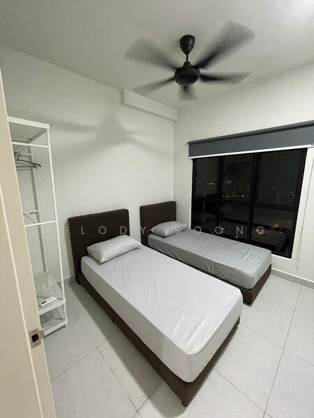 For Rent - Majestic Maxim