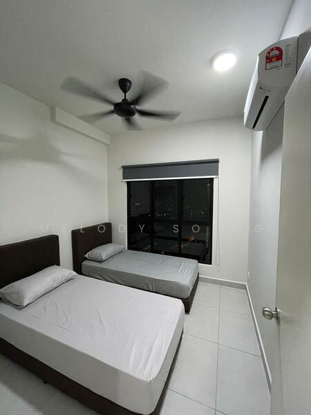 For Rent - Majestic Maxim