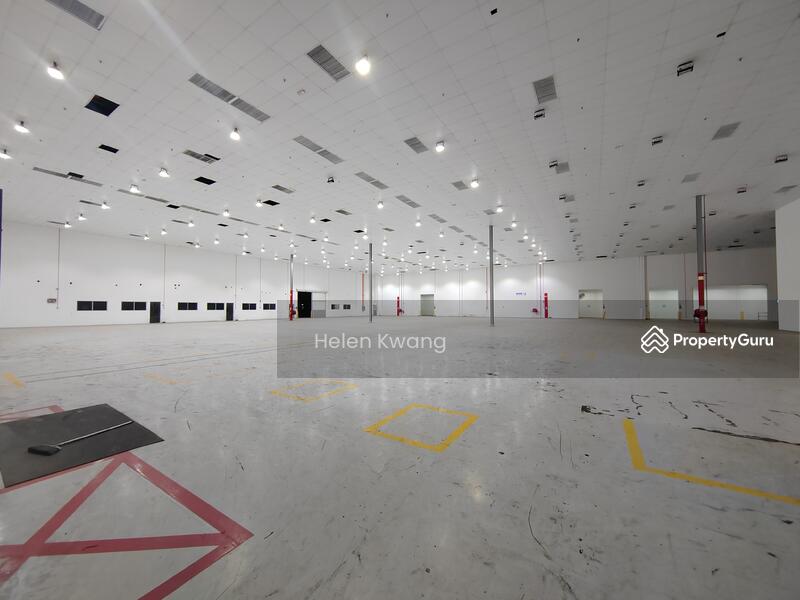 Untuk Disewa - North Port Klang Semi Detached with 2 Sty Office for Rent