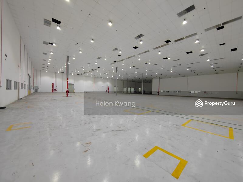 Untuk Disewa - North Port Klang Semi Detached with 2 Sty Office for Rent