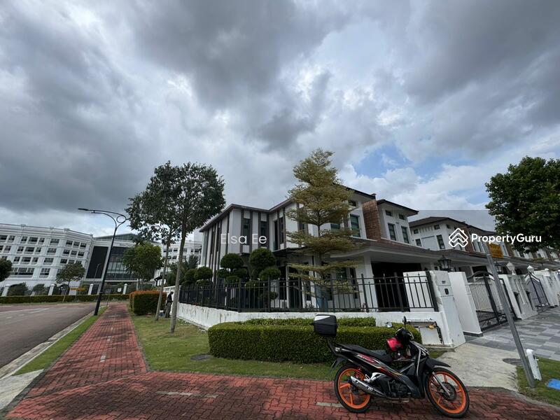 For Sale - Double Storey Cluster House Corner at Eco Botanic @ The Verandah
