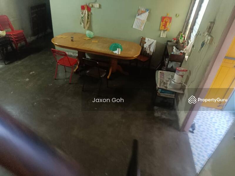 Untuk Disewa - 2 Storey Terraced House Kampung Baru Salak Selatan Cheras KL