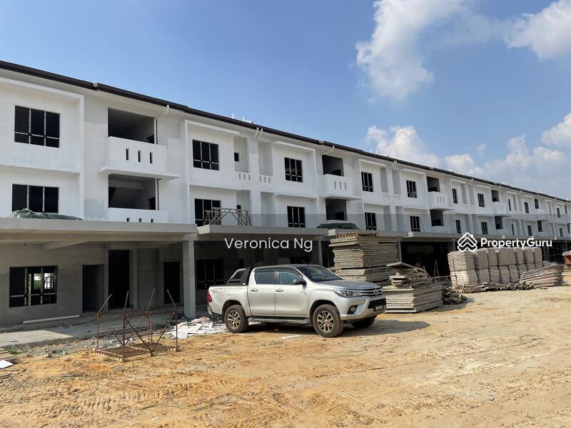 Untuk Dijual - Puncak Alam Townhouse, Sg Buloh. New Project