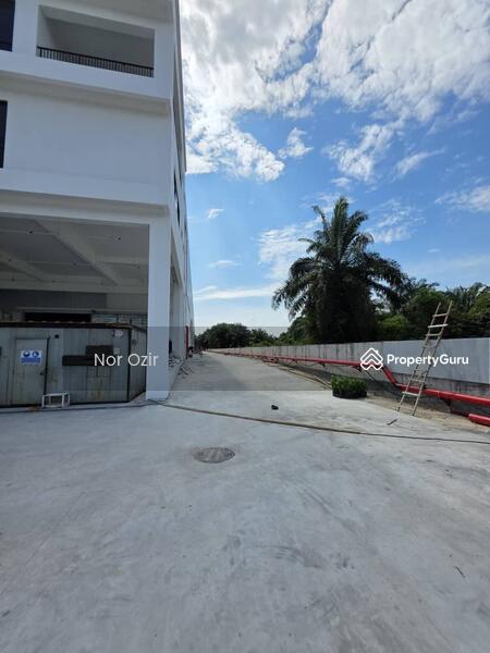 For Sale - Semi-D Factory Warehouse Industrial Hub Near KLIA