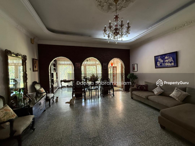 For Sale - Bungalow at Seksyen 11