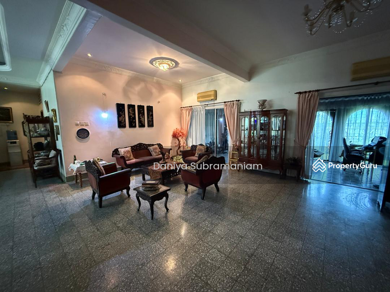 For Sale - Bungalow at Seksyen 11