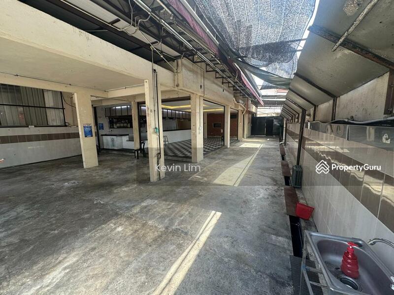 For Rent - Jelutong Ground Floor Shop 3000 sf Rent High Exposure Georgetown