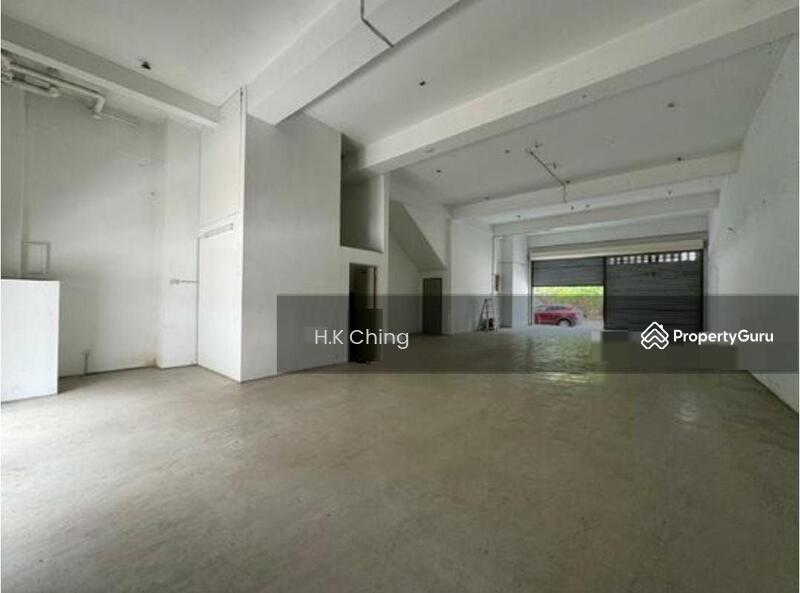 For Rent - Main Road Ground Shop Dataran Sunway Kota Damansara