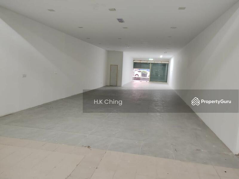 For Rent - Main Road Ground Shop Dataran Sunway Kota Damansara