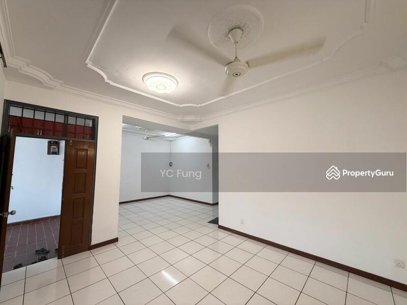 For Rent - Taman Molek