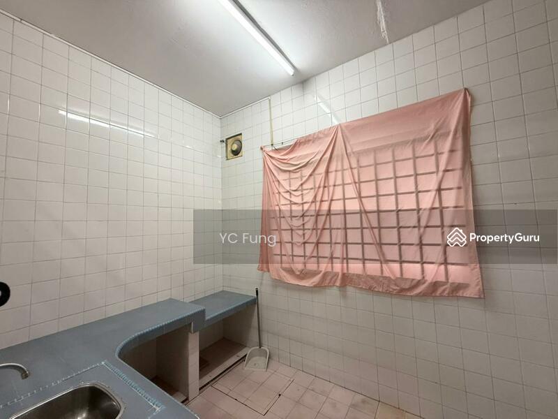 For Rent - Taman Molek