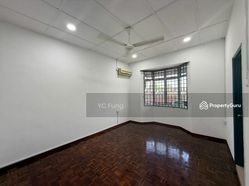 For Rent - Taman Molek