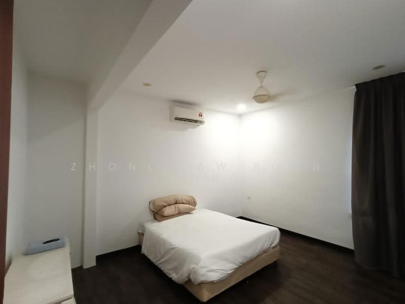 Bungalow House for Sale in Minden Heights (Gelugor) - Zhonl Saw Boon Loong - Bedroom - PropertyGuru.com.my