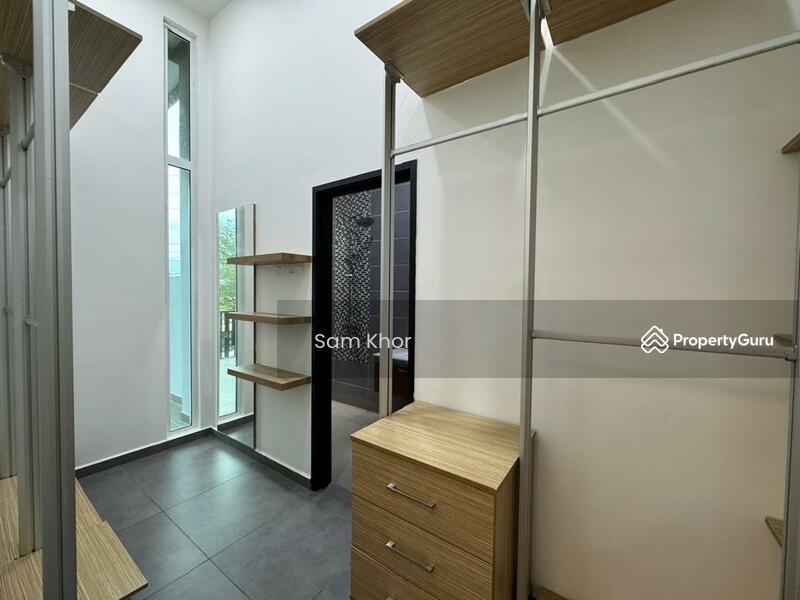 For Sale - D’Art 18 Collection III