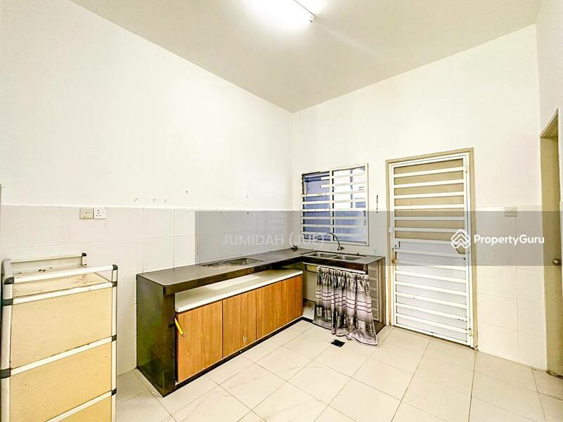 Double Storey Terrace Alam Suria Puncak Alam