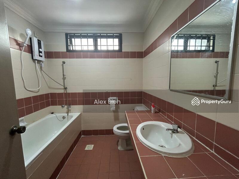 For Rent - Taman Mount Austin