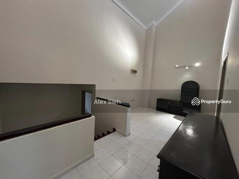 For Rent - Taman Mount Austin