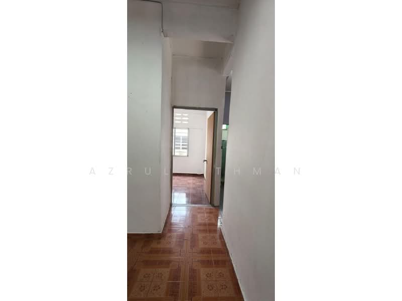 1-storey Terraced House for Sale in Taman Desa Rhu (Sikamat) - Azrul Othman - Interior - PropertyGuru.com.my