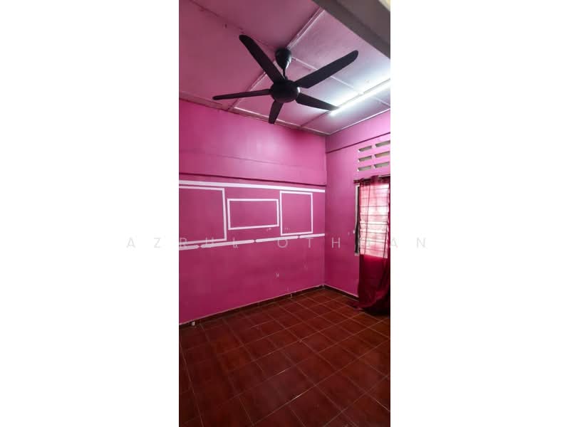 1-storey Terraced House for Sale in Taman Desa Rhu (Sikamat) - Azrul Othman - Interior - PropertyGuru.com.my