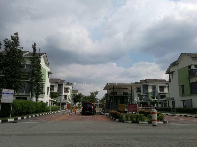 Untuk Dijual - Townhouse at Bandar Bukit Puchong 2