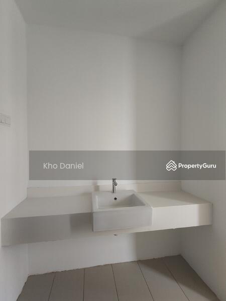 Untuk Dijual - Montena