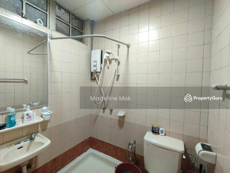 Untuk Dijual - Fajar Ria @ Pantai