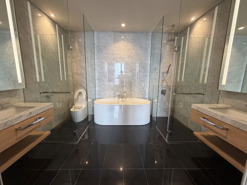 Servis Apartment untuk Disewa di The Conlay - Michelle Ong - Bathroom - PropertyGuru.com.my